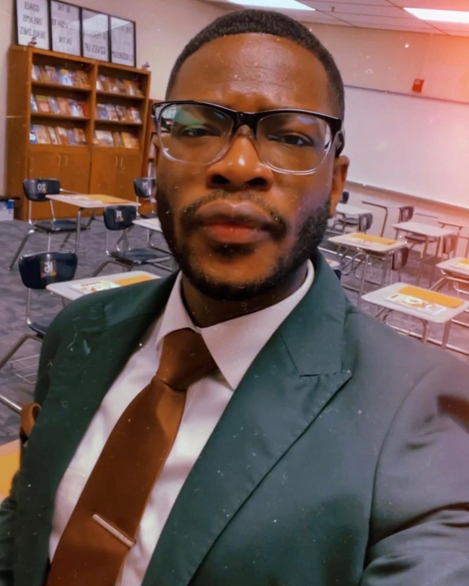 nethomasj's tweet image. Year 6, Day 1 [2022-2023]. 

#DCSS ✨
#6thGrade 👨🏾‍🏫
#LetsWriteTogether 📝
#BlackMaleEducator 🖤