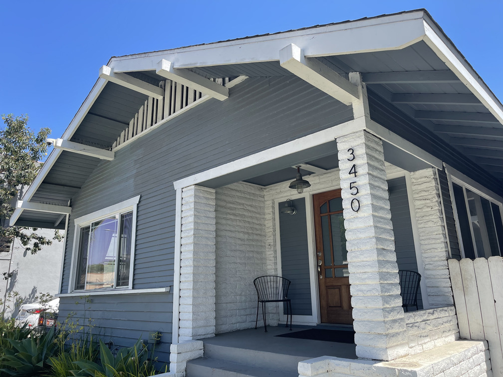 Did you know we’re in Long Beach?! We’ve leased out a couple apartment buildings to house forty students enrolled at CSU Long Beach and Long Beach City College. With easy access to care and support, our students are able to focus on their housing and academic goals.#longbeach