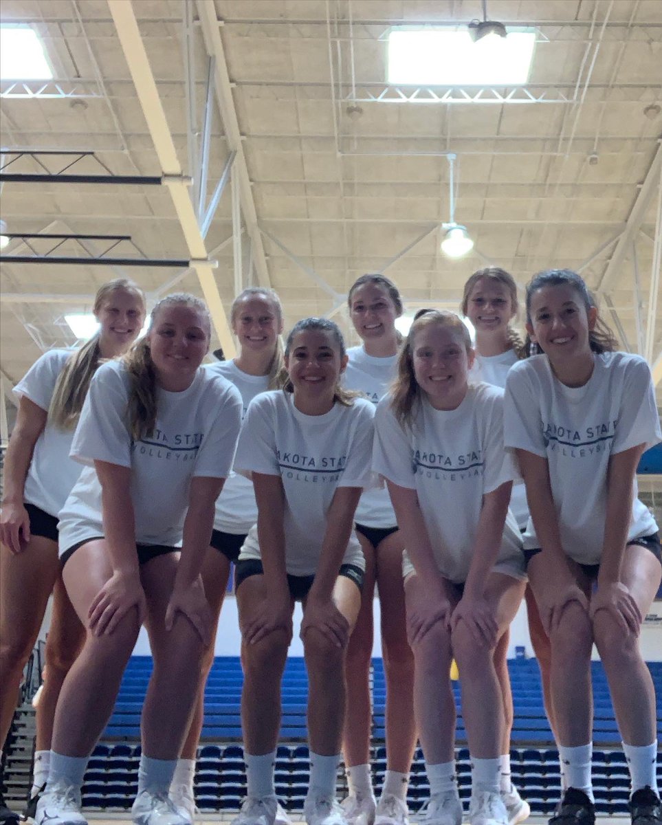 volleyball_dsu's tweet photo. 💙Fall Camp 2022 has officially started for Returners/Upperclassmen! 💙Today we completed our vertical testing, had supper, which was put on by Jeff Dittman, and had a team practice! 🍝
We are all so excited to be back in the gym! 💙🏐🤍
#TrojanVB #WeAreDSU #FallCamp #TGOD⚔️ https://t.co/Fpl7jS3rag