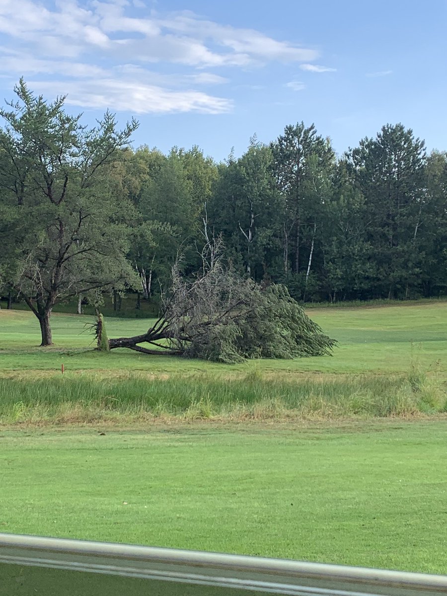 WGSUniv's tweet photo. @NWSduluth 2 miles west of Phillips, WI
Estimated time of damage is between 10:15 and 10:30 pm.
Multiple trees down, lots of branches. These pictures in particular are from Westwood Golf Course, though there was additional damage in the neighborhood. https://t.co/ezeasVQM1v