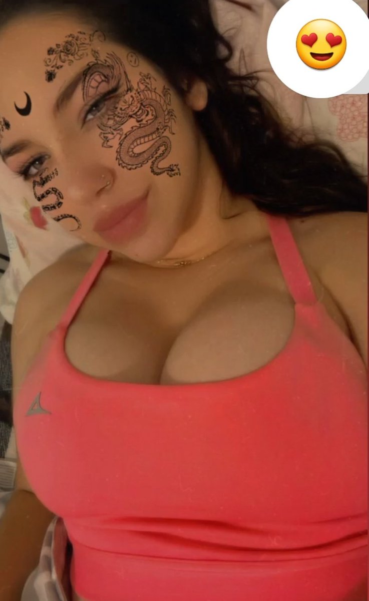 Samanta13082044's tweet photo. Si te dijera que si ¿Cómo me cogerías? Y si me ves y no te puedes resistir ¿Cómo me violarias? #PutaCachonda #putassabrosas #putabarata #Puta #Putasdetwitter #perra #zorritas #zorrafacil #zorras #SoyTuPuta https://t.co/APirJavkUU