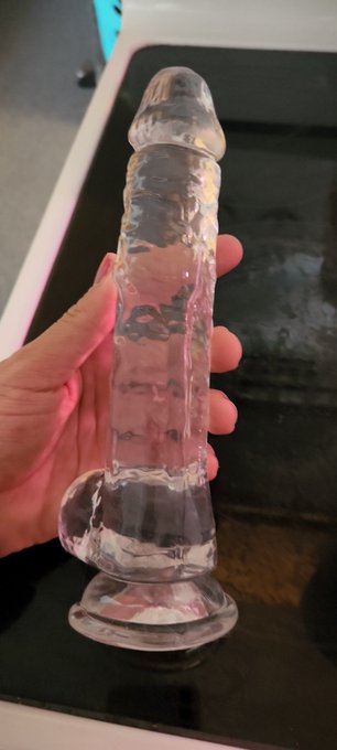 Got a new toy... may have to do a naming session tomorrow on stripchat! https://t.co/JbffChxolr<a href="/tag/badphotobomb"class="tags"><span>#badphotobomb</span></a>