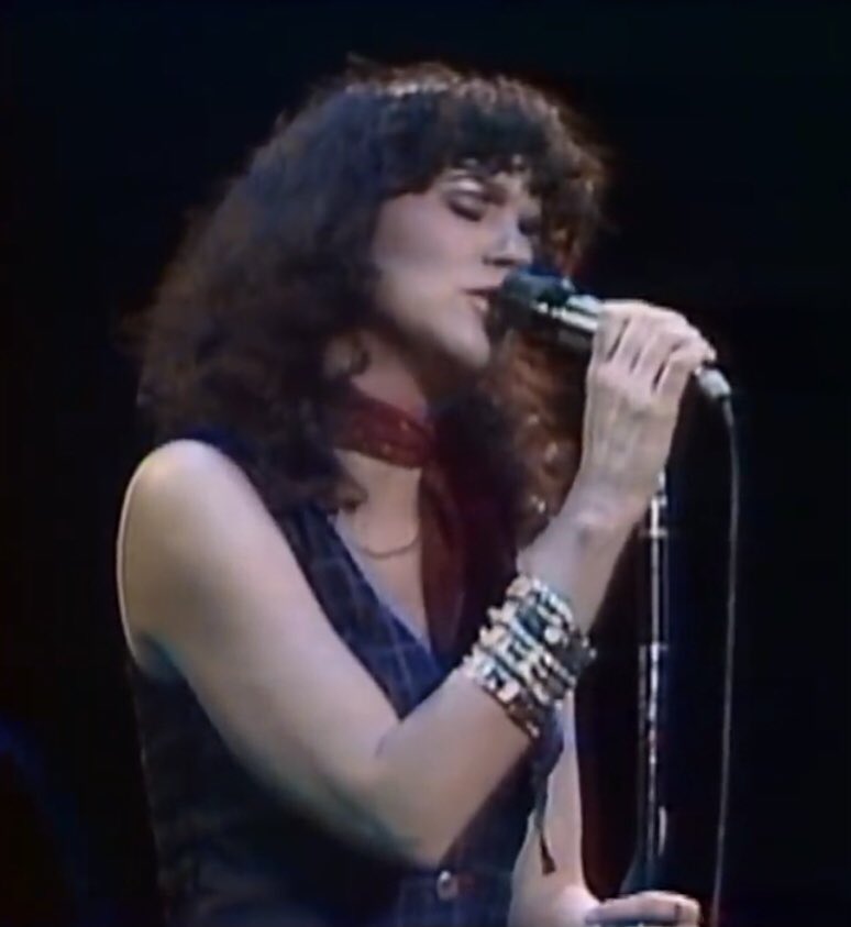 Happy birthday Linda Ronstadt  Blue Bayou (Official Music Video)  via 