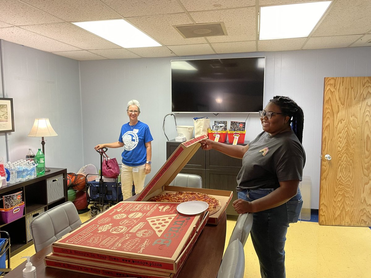 We were so happy to welcome our new teachers today (and to have an excuse for some giant pizza)! We can’t wait for them to meet the rest of our <a href="/LinkhorneLions/">Linkhorne Elementary School</a> Family!!