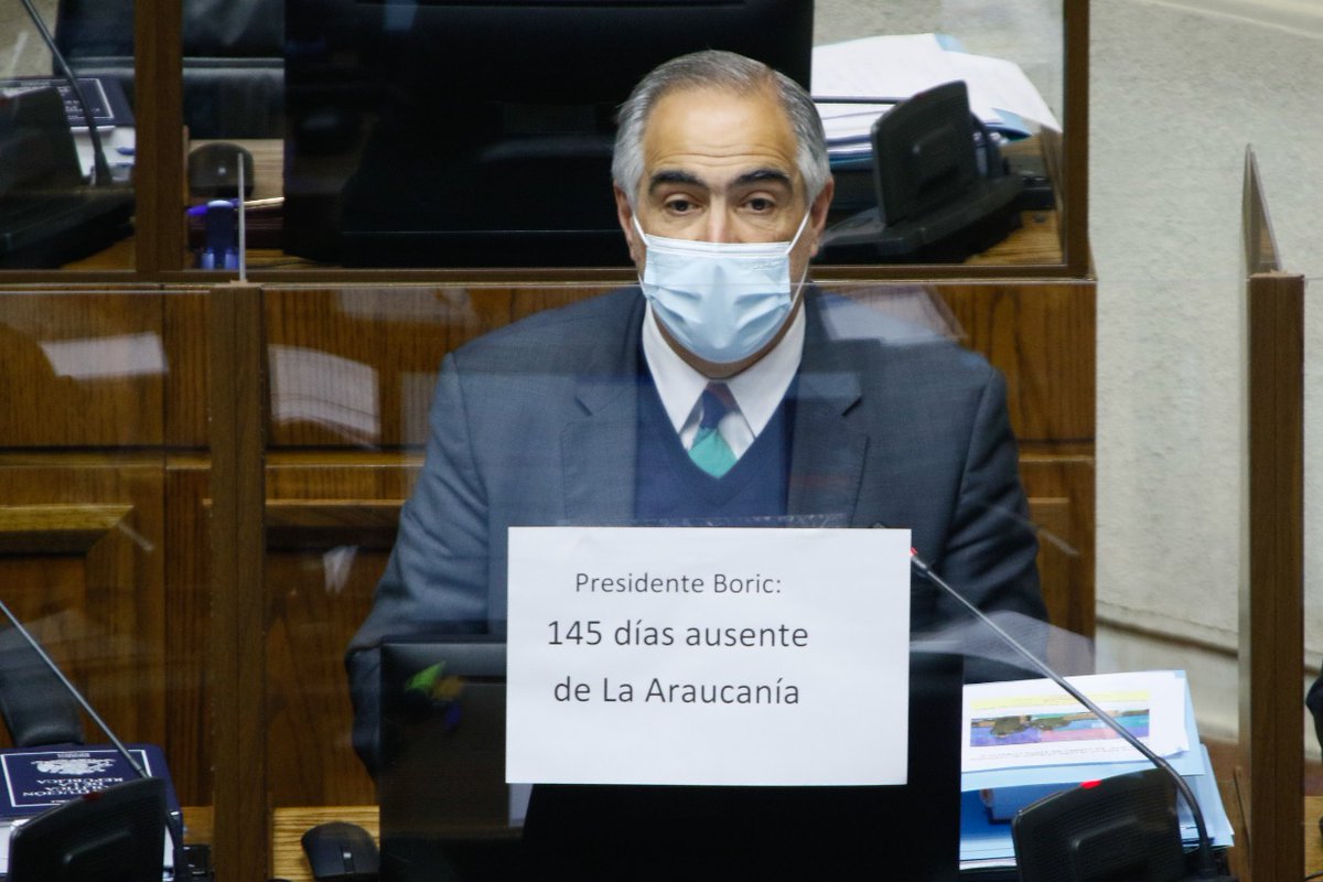 chahuan's tweet photo. 145 días sin que el Presidente Boric asista a la Región de la Araucanía. ¿Cuánto más tendrá que esperar la comunidad de la macro zona sur? https://t.co/iJ7TzzasWm