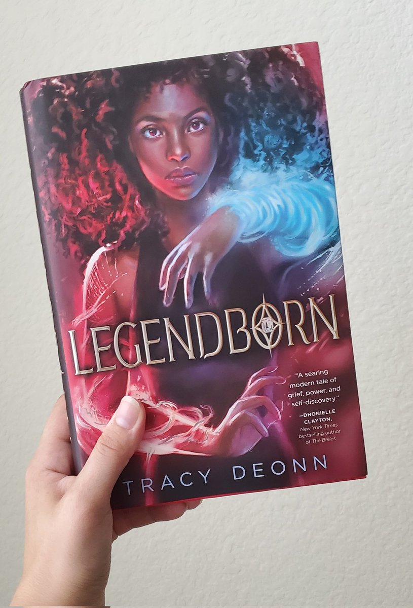 I managed to get a signed copy of my favorite book aka <a href="/tracydeonn/">Tracy Deonn - Updates Only</a>'s Legendborn and wow she's gorgeous 😭 Literally cannot wait for Bloodmarked! I'll need to find a signed copy of it too!
