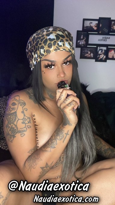 I&rsquo;m in love with my new place!!! I&rsquo;m a homebody, I keep a good home 🏠 🪣🧼 stay tuned for new content ✌🏽🫶🏽<a href="/tag/lgbt"class="tags"><span>#lgbt</span></a><a href="/tag/body"class="tags"><span>#body</span></a><a href="/tag/beauty"class="tags"><span>#beauty</span></a><a href="/tag/makeup"class="tags"><span>#makeup</span></a><a href="/tag/tattoo"class="tags"><span>#tattoo</span></a><a href="/tag/tattoos"class="tags"><span>#tattoos</span></a><a href="/tag/tatts"class="tags"><span>#tatts</span></a>