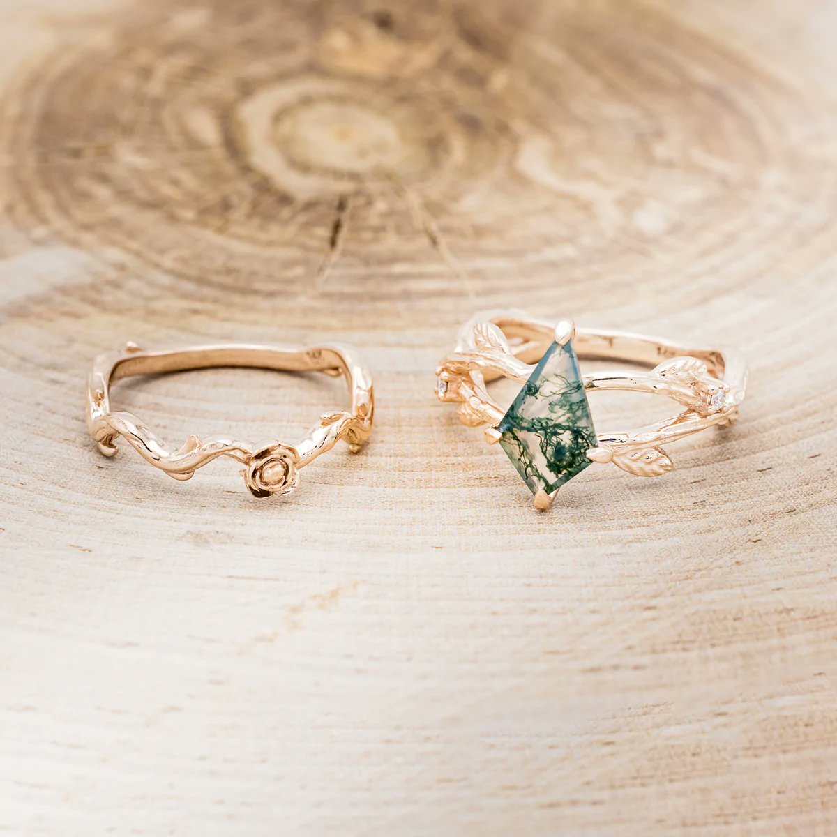 You've met "Artemis On The Vine", now meet "Briar", her delicate rose-accented solid 14K gold stacking band! 🌹😍 

Click here: stagheaddesigns.com/products/artem…