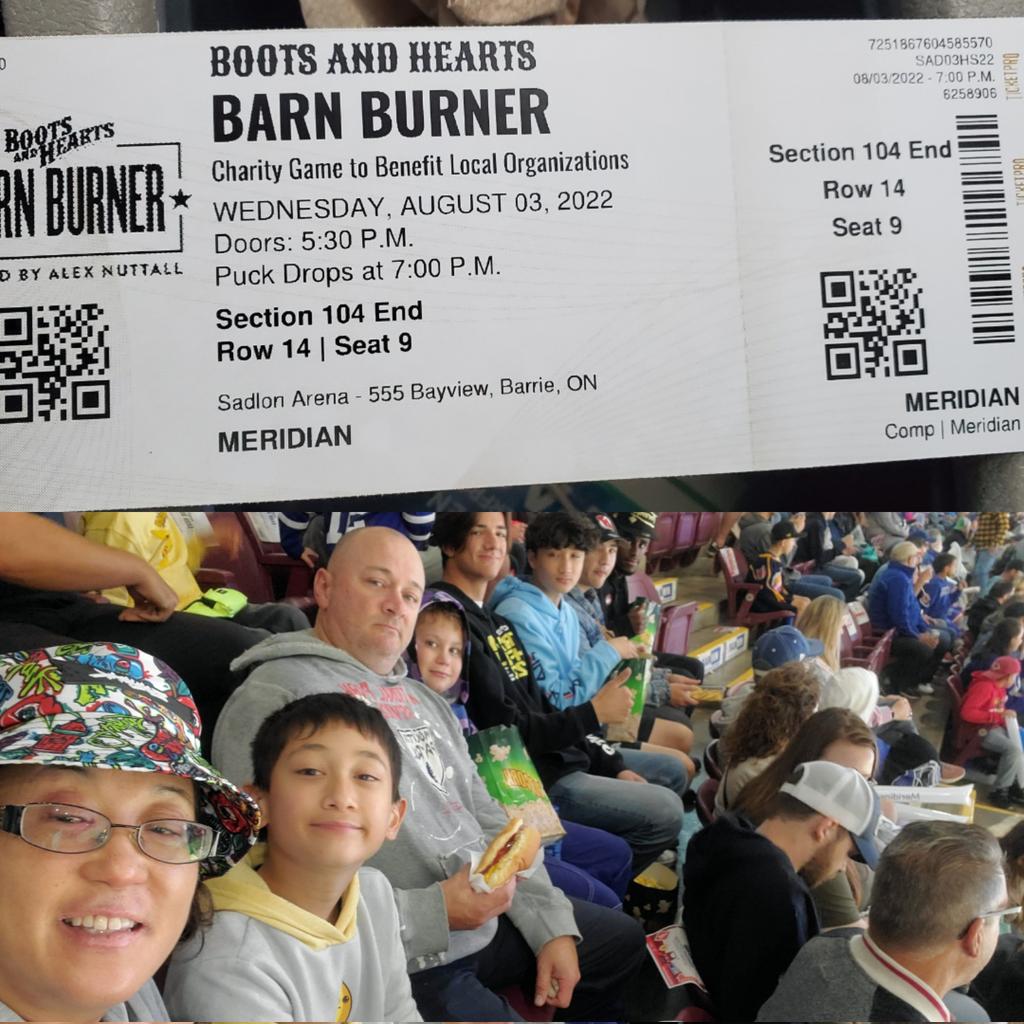 Enjoying some good Ole hockey and supporting a great cause <a href="/BootsBarnBurner/">Boots and Hearts Barn Burner Charity Hockey Game</a> Courtesy of <a href="/MeridianCU/">Meridian CU</a> and @AlexNuttallMP