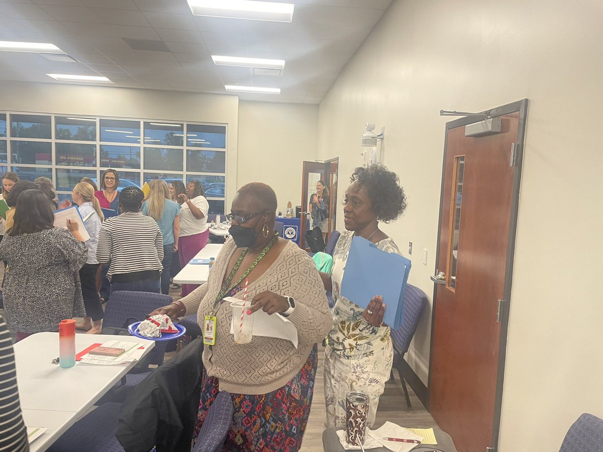 tamikascpps's tweet photo. Social emotional Learning &amp; Wellness at its finest!Neither happens within great leadership. Jerry Smith, Executive Director of Student Services, and Dr. Alice Cryer-Sumler, Counselor and Student Support Specialist planned an awesome session for all district Counselors and MHPs. https://t.co/VnZeeSfD9t