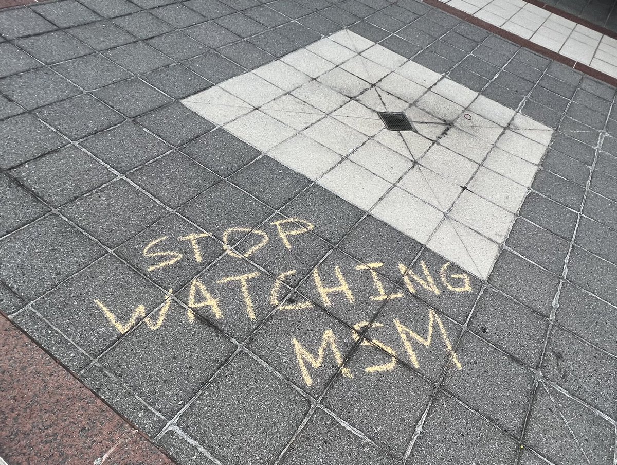 SavageJoyMarie1's tweet image. DAY 2/ AFTERNOON:
Stickering downtown DC + chalking at NBC + Capitol