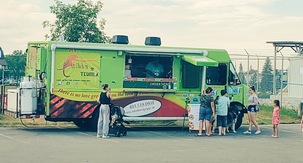 Temple Community tweet media