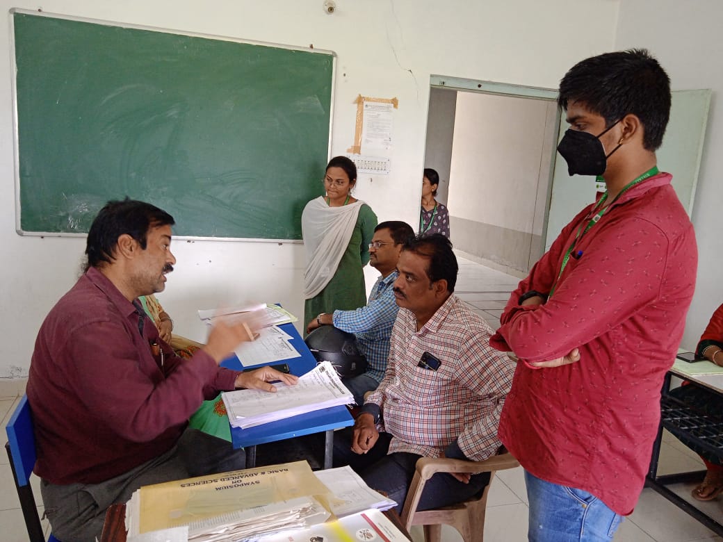 pallaviengclg's tweet photo. On 30th July 2022, Pallavi Engineeing College has conducted Parent-Teacher meet in order to establish a connectivity between the parents and teachers.
#parentteachermeeting #collegelife #academics #ENCOURAGEMENT #issuesolving #parents #PEC #pallaviengineeringcollege #PGOS https://t.co/9hUUps2p27