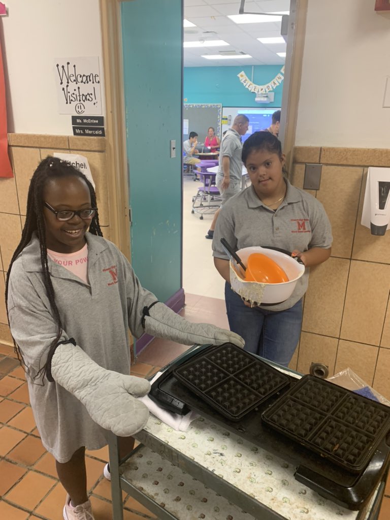 Steve Mitchell tweet media