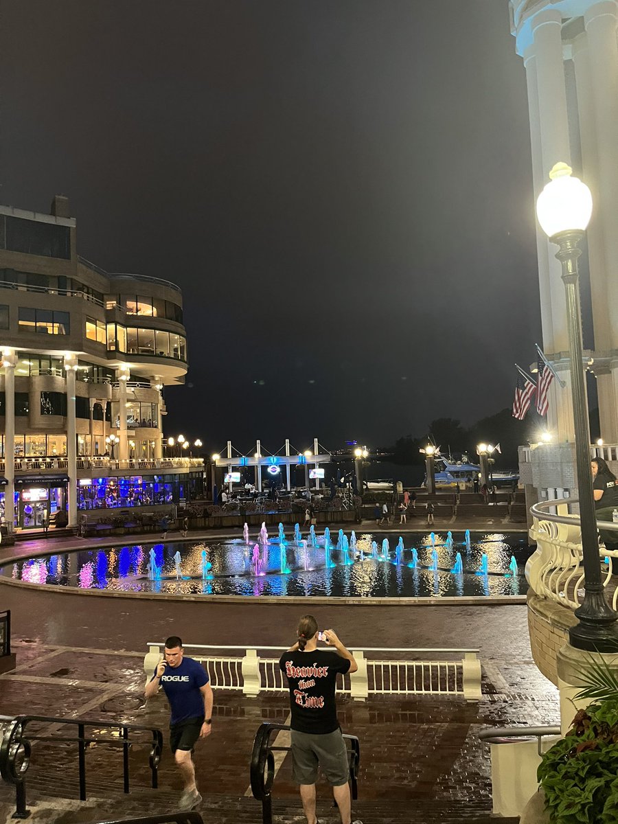 SavageJoyMarie1's tweet image. DAY 2/ EVENING:
Protesting Pelosi’s home, which is literally above this booshie shopping plaza! 
Per our signs, bullhorns, and lack of wealth, the cops were called. 
But, yes, we stayed until we finished our speeches, anyway
