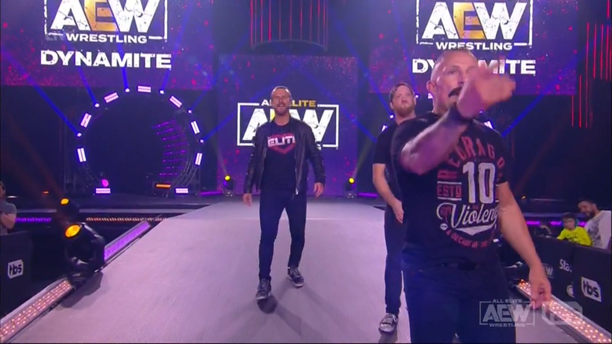 kyleoreillycom's tweet photo. #AEW #KyleOreilly #reDragon #AEWDynamite (@KyleOreilly) https://t.co/gyQMIu2thQ