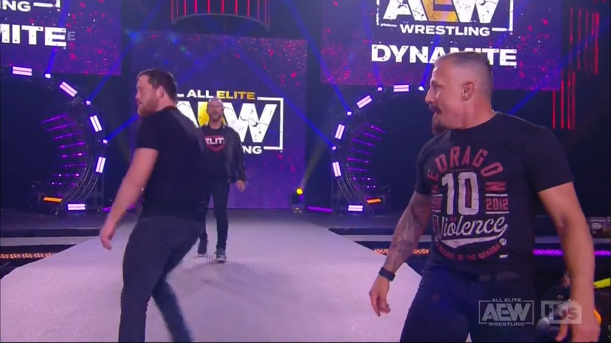 kyleoreillycom's tweet photo. #AEW #KyleOreilly #reDragon #AEWDynamite (@KyleOreilly) https://t.co/gyQMIu2thQ