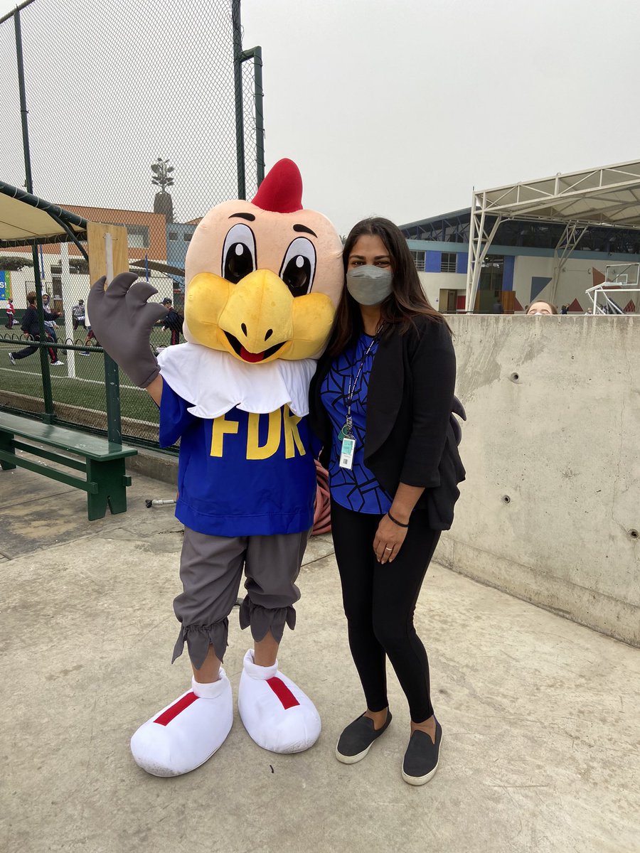 LKarseno's tweet photo. 1st Day of School in Lima, Peru! https://t.co/Lto4OghIzn