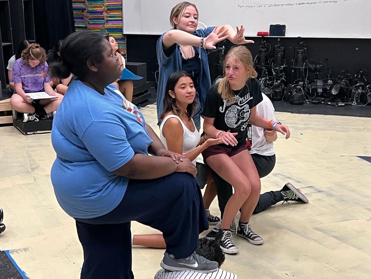 How many people can say their Acting Superintendent can lead your Prod Class in a Shakespeare Workshop?!

Thank you SO MUCH to @MandyEpley for sharing the stage with us today! 

#ADAbaby! #GOCOOGS #ComalFineArts #Laban #superintendentsintheclassroom #Midsummer #blackboxtheatre