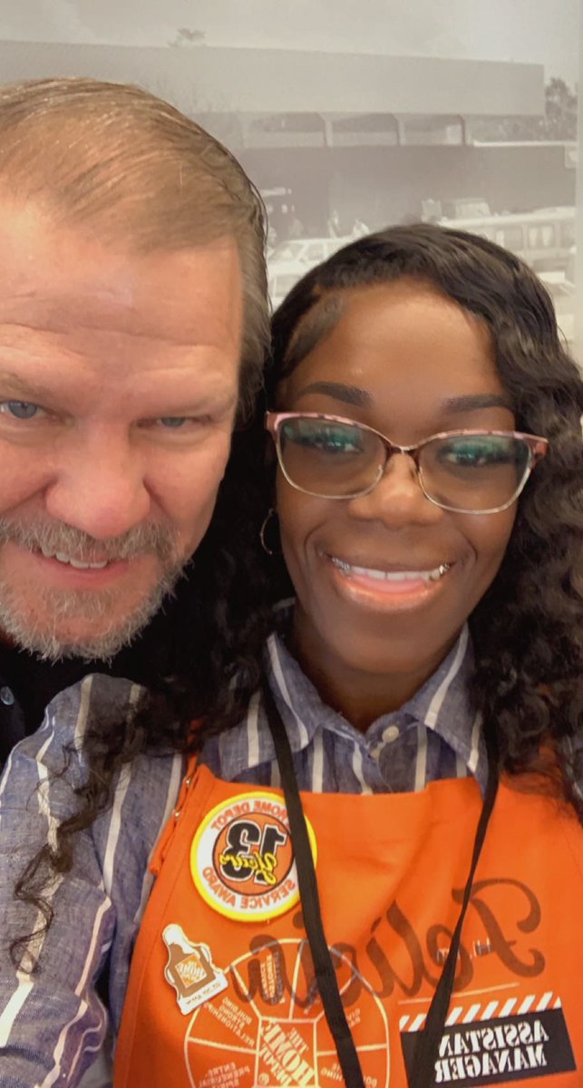 What an Honor to receive the 2022 Golden Apron! I was truly inspired by how down to earth our leaders are. I love wearing my Orange Apron. Thank you to all the leaders that made this possible. My Story Matters! <a href="/ChrisDurand_HD/">Chris Durand</a> <a href="/rjwoutdoors/">Ron Weatherhead</a> @TracyBGordon <a href="/JohnBetts/">johnbetts</a> <a href="/JamieRenee_30/">JamieRenee</a>