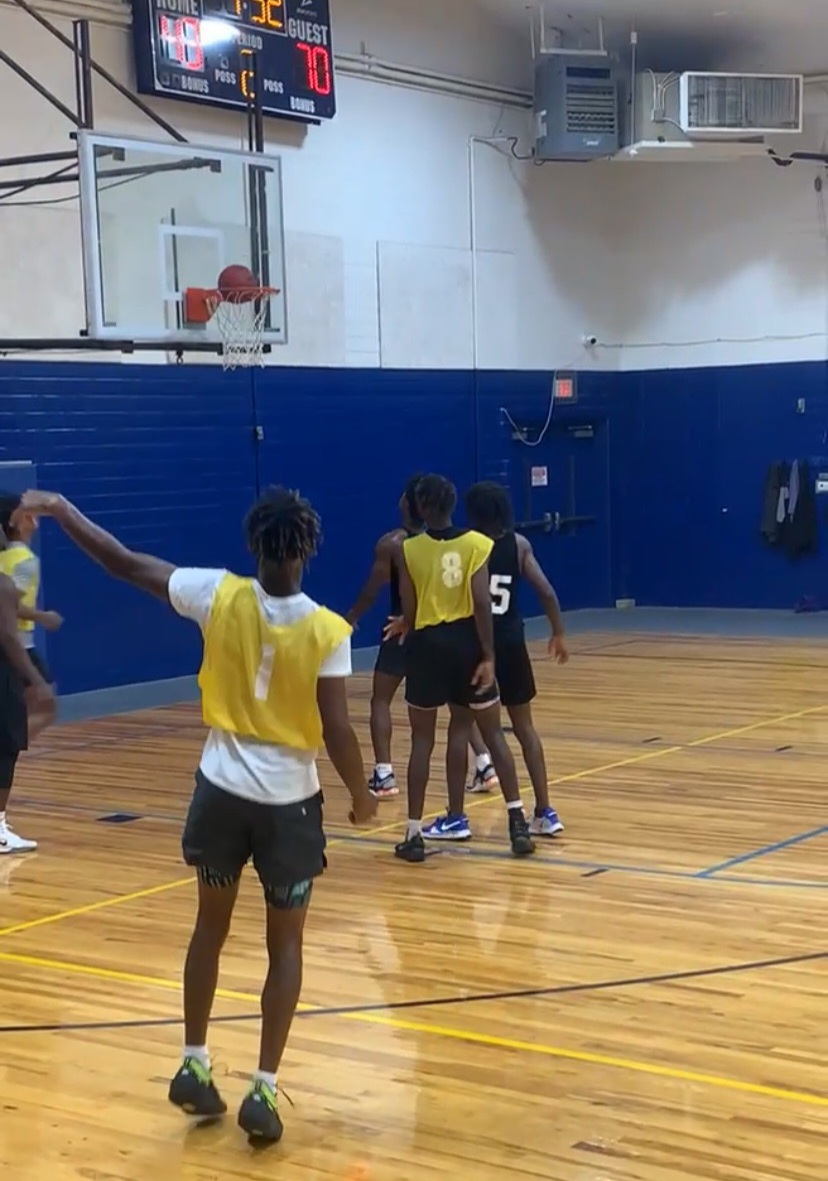 DMario Turner has signed to play basketball for the 2022 basketball season. DMario is a 6'2 158-pound guard. He is a 2020 graduate of Diberville High School and hometown is Gautier, Mississippi.

cmpprepacademy.org/signed-dmario-…