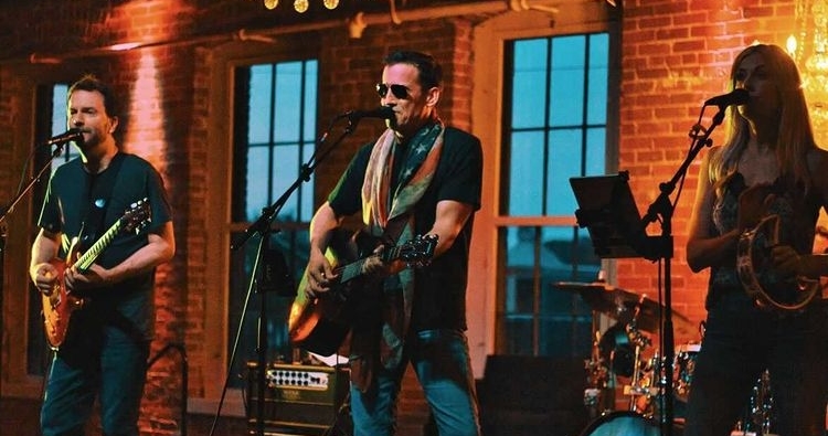 TimSigler's tweet photo. Eric Church fans in the Okoboji, IA area! Hope to see you all on Thursday night, August 4th over at Captain's Getaway in Arnold's Park--Music fires up at 9PM!😎🤘
#EricChurchTribute #AllChurchedUp #TimSigler #AliGray #ChurchChoir #OkobojiIA
#ArnoldsPark #CaptainsGetaway https://t.co/BtJZ6oDxrb