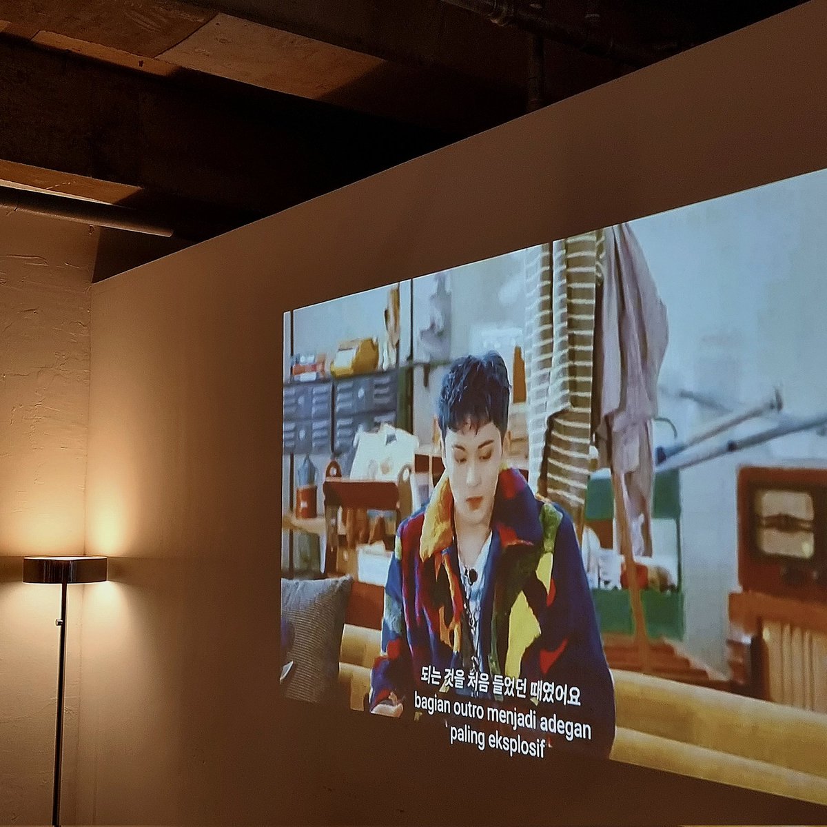 이름을 비워드릴 수도 있습니다 tweet media