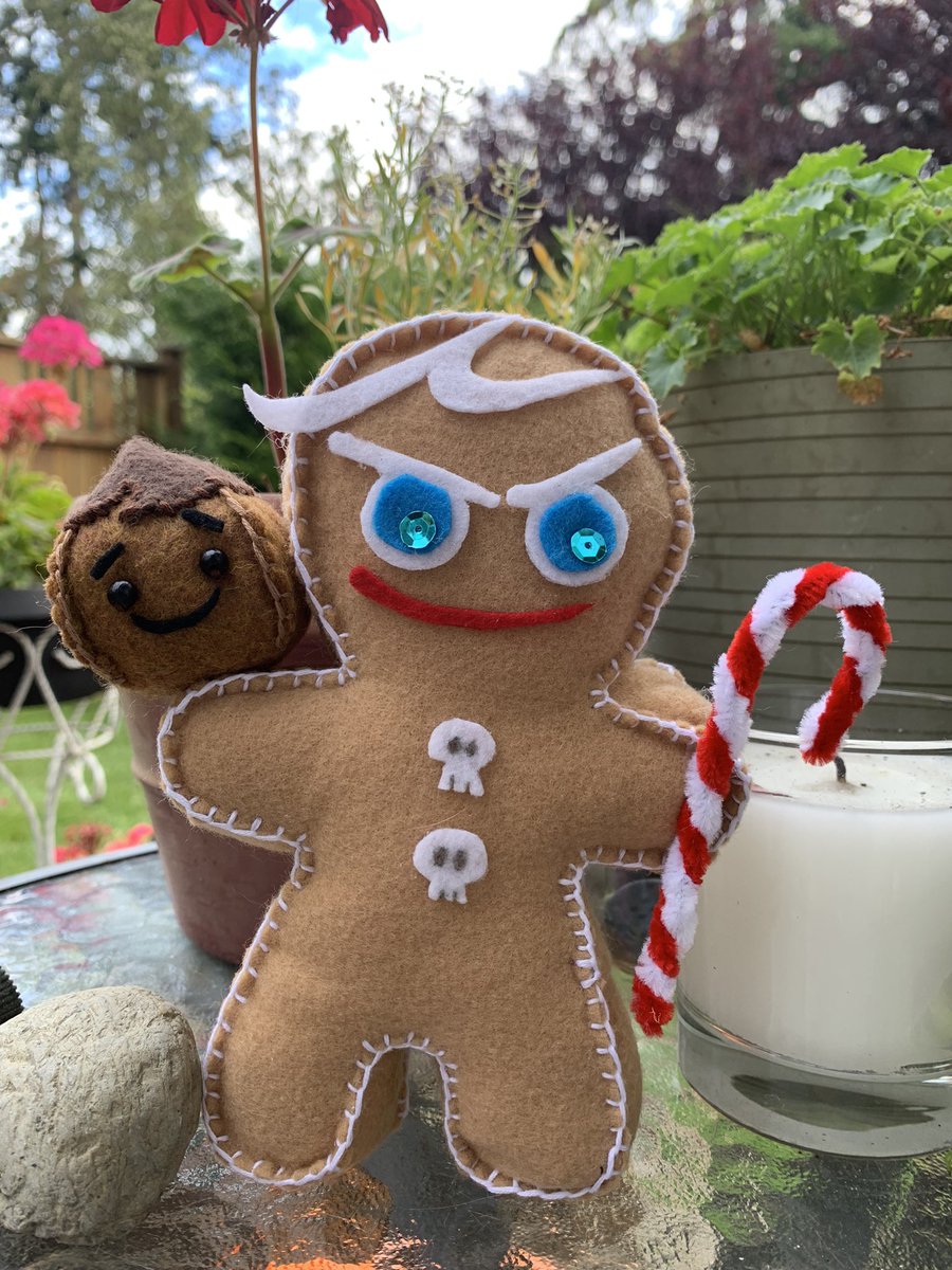 ChibiCookieRun's tweet photo. Had to make GingerBrave his little Choco drop companion of course! #CookieRun #CookieRunCrafting #ILoveCookieRun #GingerBrave #ChocoDrop https://t.co/87YUgpQOE7