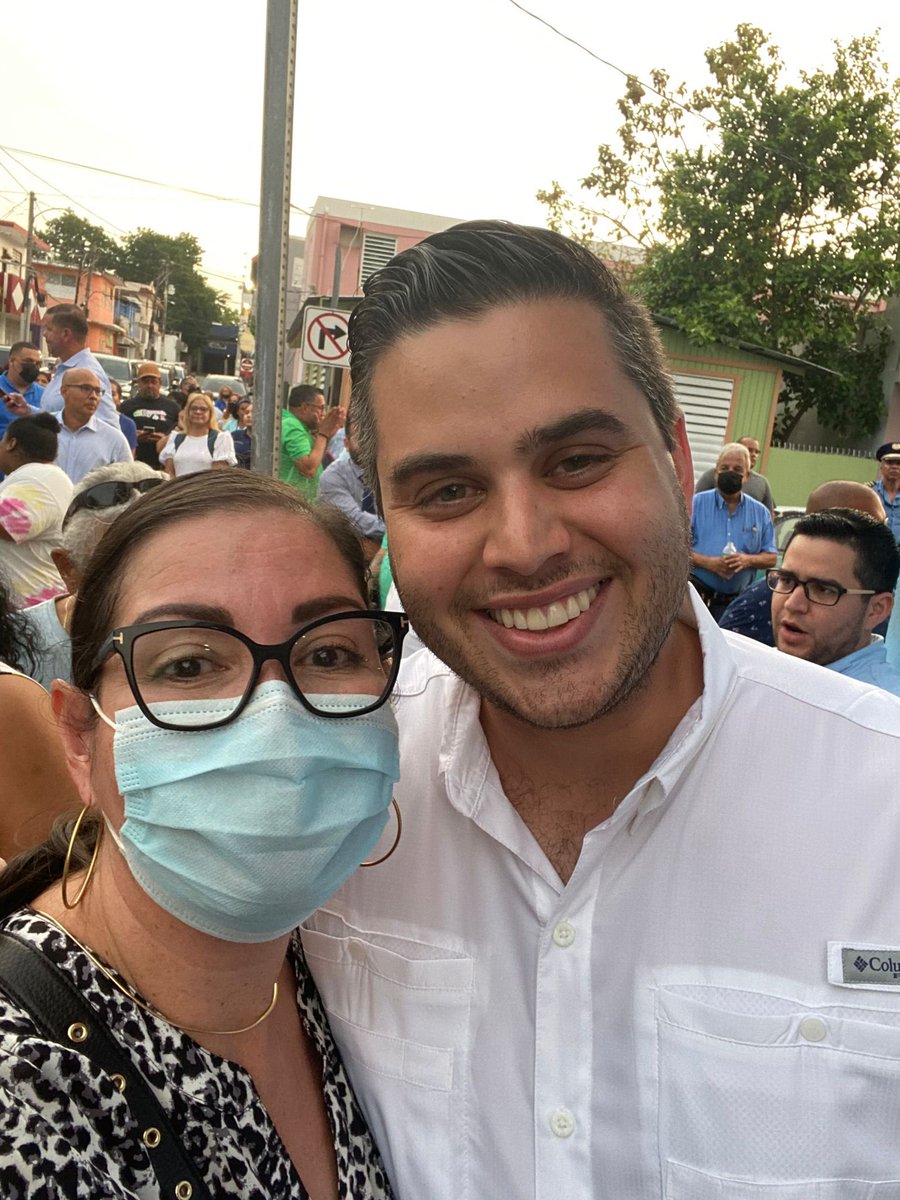 LefrancFortuno's tweet photo. Hoy desde Canóvanas acompañando a @LORNNASOTO en la inauguración de su comité municipal junto a nuestro Gobernador @pedropierluisi y todo el liderato. Canóvanas seguirá en la ruta del progreso y en la lucha por la Estadidad. 🇺🇸🇵🇷 https://t.co/JtuzgG1ySh