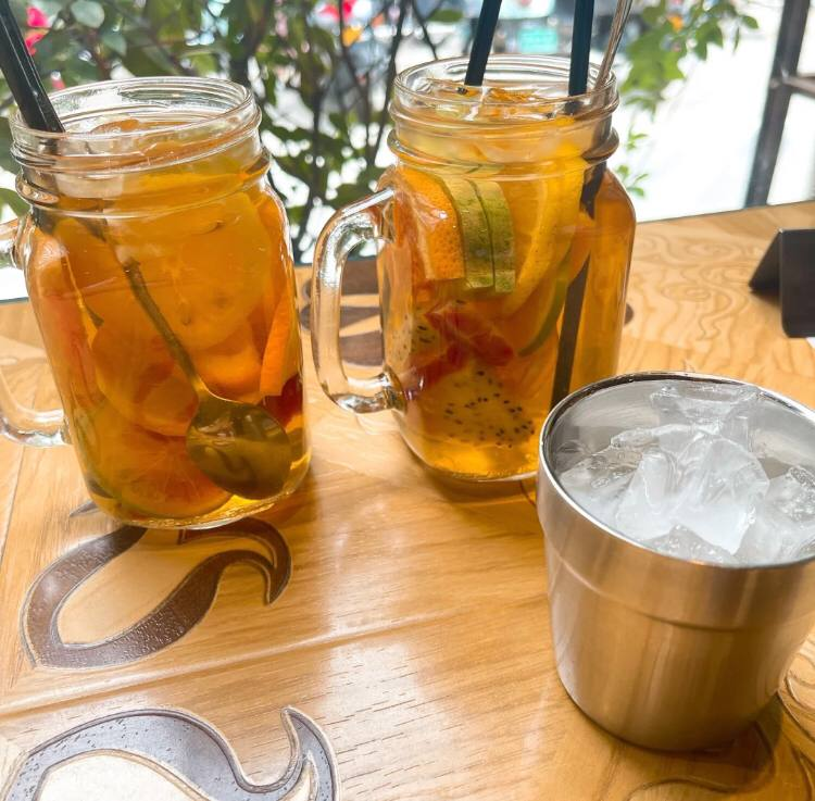 Today's lunch, Hong Kong style cuisine, opened near the company, this place is now on my pocket list.