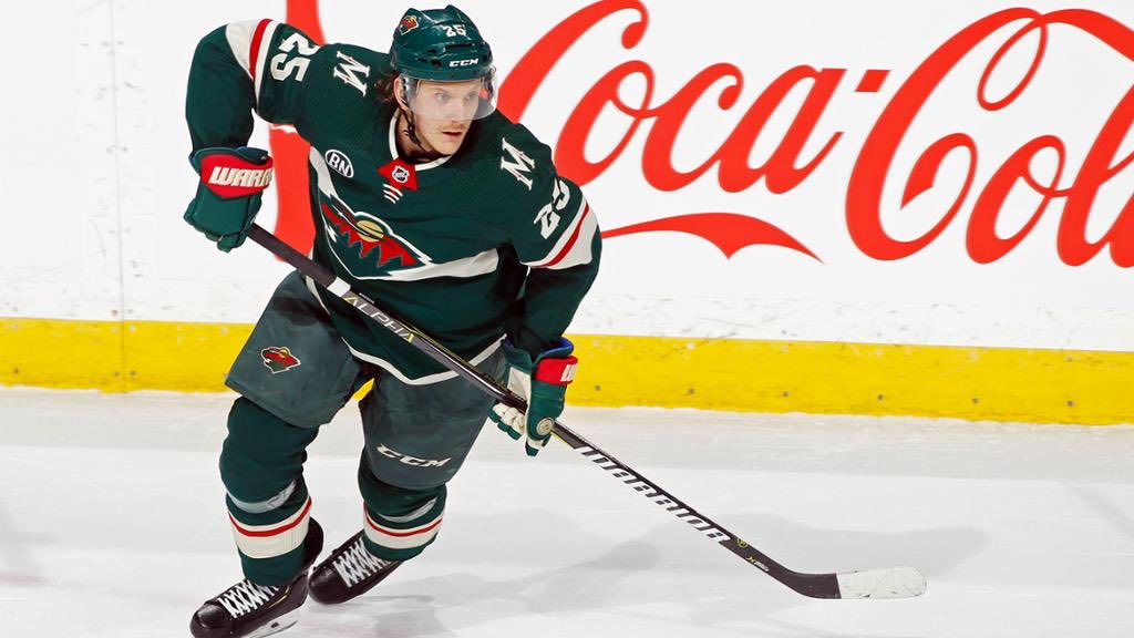 Jonas Brodin 🇸🇪 - Minnesota Wild

29 år, Back

👶: Nor IK

Spelade i SHL med Färjestad mellan 09/10 och 11/12 där det blev SM-guld 10/11. 119 matcher och 16 poäng i SHL. Har gjort 11 säsonger för Minnesota och 215 poäng på 742 matcher i NHL. Vann VM-guld med Tre Kronor 2017.