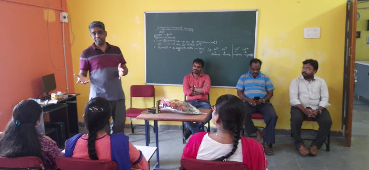 MultiNihar's tweet photo. DOCTOR SHAYAM FROM LONDON INTERACT WITH EMT STUDENTS https://t.co/4LHzoxRuyE