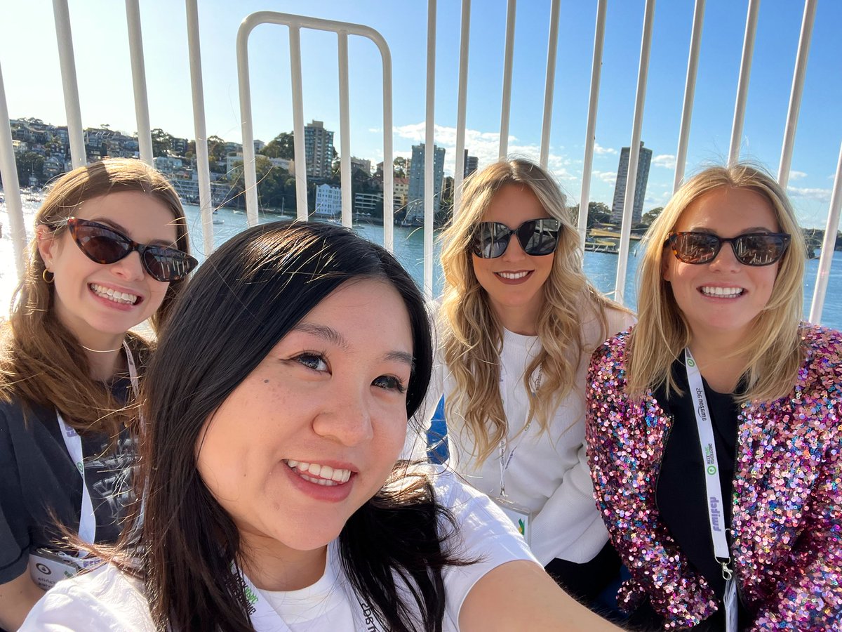 karahinesley's tweet image. Fully support hosting all conferences at theme parks in the future @advertisingweek #AWAPAC 🎠🎡