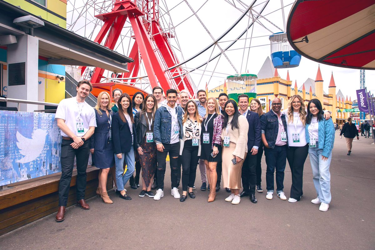karahinesley's tweet image. Fully support hosting all conferences at theme parks in the future @advertisingweek #AWAPAC 🎠🎡