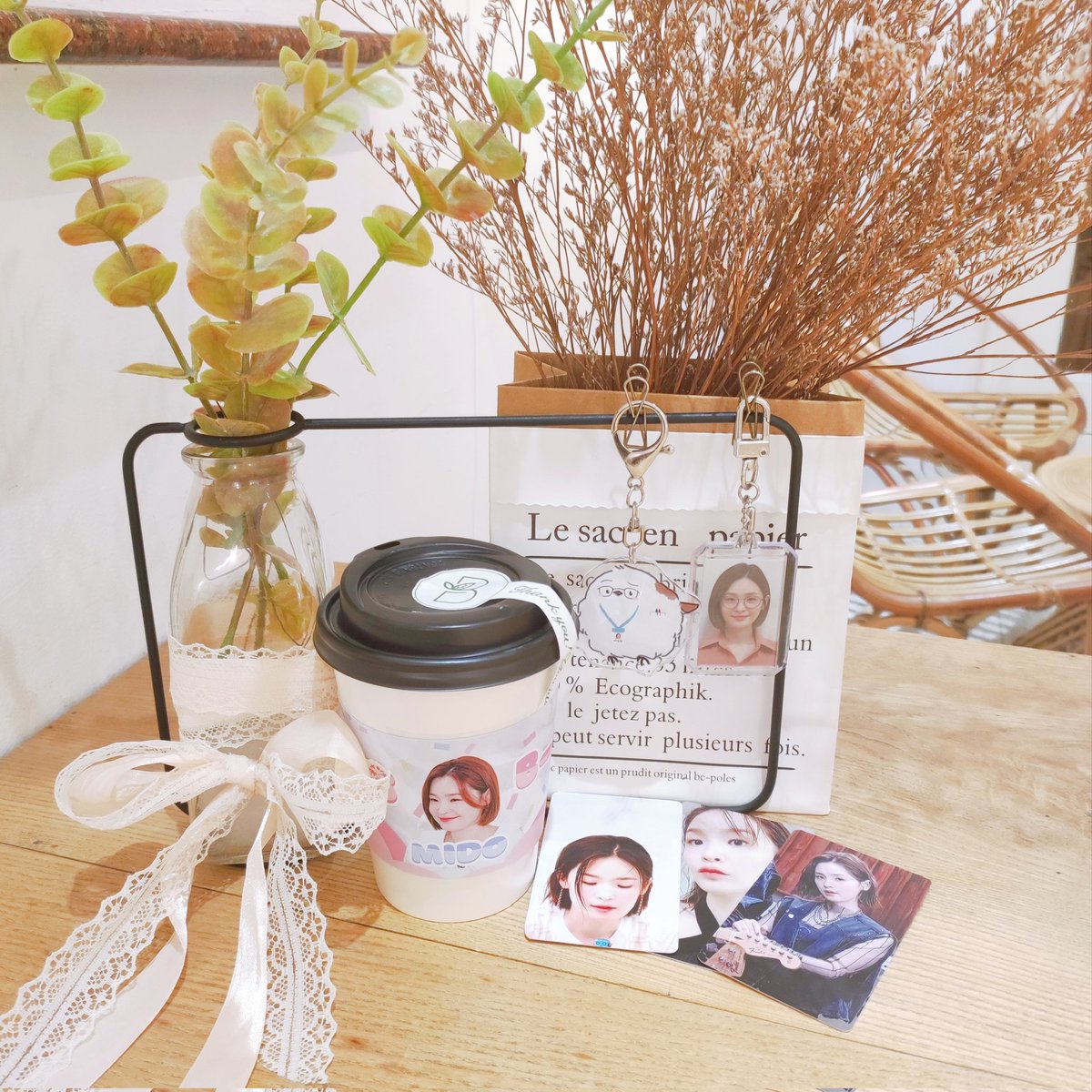 rain_coffee_you's tweet photo. 전미도 새일 카페 이벤트 🥳

@midorablethings

#이토록친애하는_미도의_생일
#BrightestStarMidoring https://t.co/WV6BAuNUBa