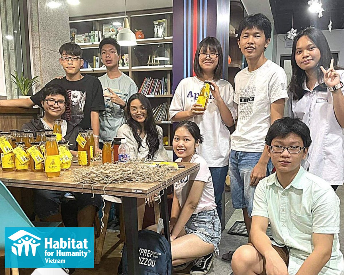 HabitatYLB (@habitatylb) on Twitter photo 102,652,400 VND or US$4,442. That's how much young leaders from IvyPrep for Community raised in the #HabitatYLB 2022 campaign. The donation will go towards helping a family in need build their house in Dong Thap, #Vietnam.
<a href="/HabitatVietnam/">Habitat for Humanity Vietnam</a> 102,652,400 VND or US$4,442. That's how much young leaders from IvyPrep for Community raised in the #HabitatYLB 2022 campaign. The donation will go towards helping a family in need build their house in Dong Thap, #Vietnam.
<a href="/HabitatVietnam/">Habitat for Humanity Vietnam</a>