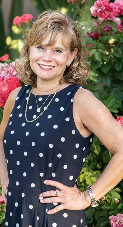 NevineMelikian's tweet photo. Now that primaries are over, can’t wait to work with Senator @ChristinePMarsh to win her #LD04 AZ Senate seat in November. She’s an @MomsDemand and @Everytown endorsed candidate. She will vote with gun safety as a priority in the AZ Senate as she’s done her entire time there. https://t.co/AtnIas5HYU
