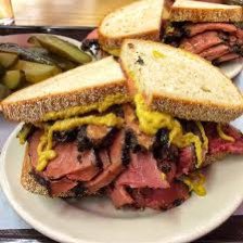 stretchsquatch's tweet photo. YO WHO WANTS A PASARMI SAMMY https://t.co/mq34QmY0kP