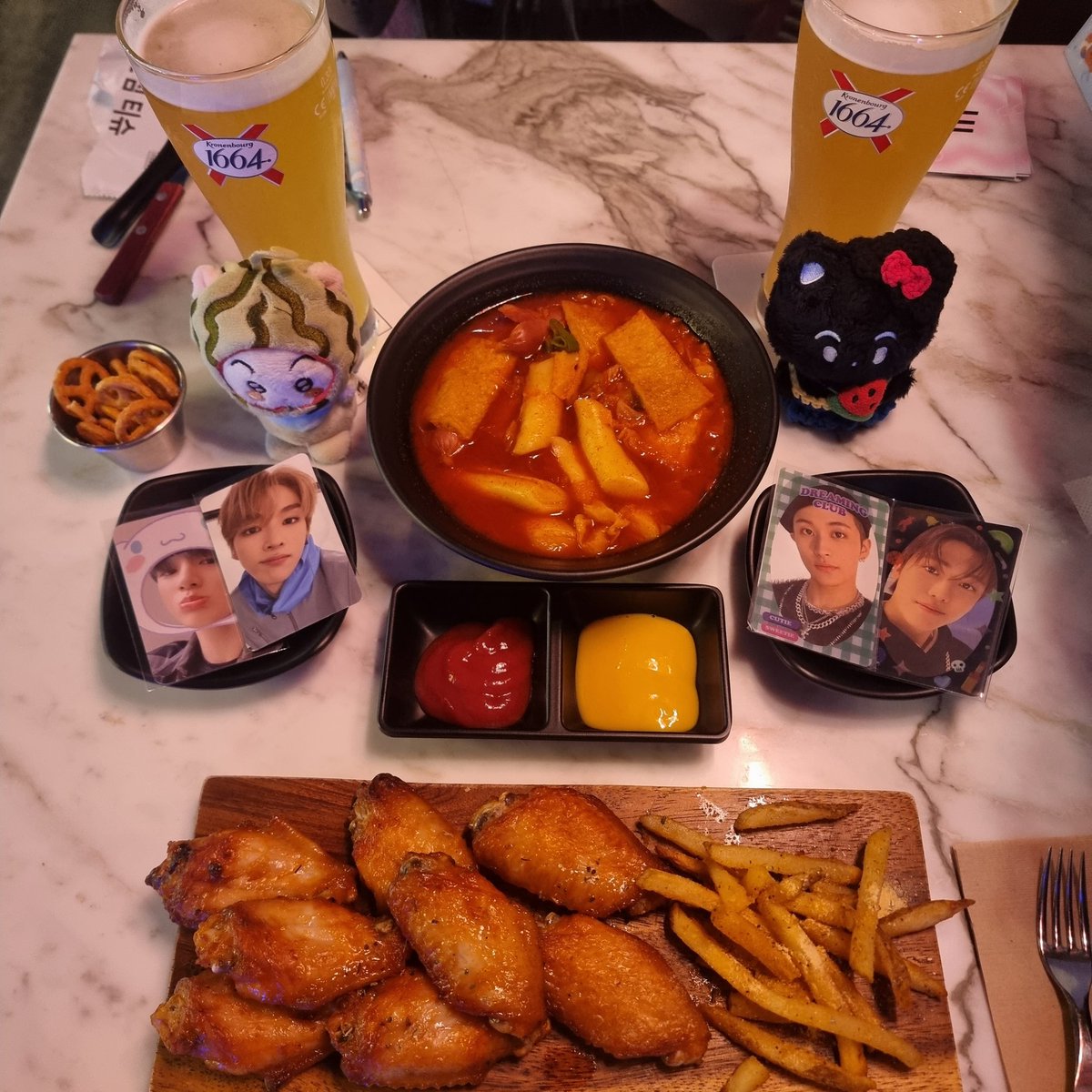 이름을 비워드릴 수도 있습니다 tweet media