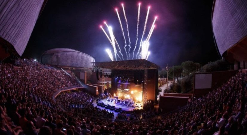LeonMobley's tweet photo. Ben Harper & The Innocent Criminals
Performing at
CAVEA AUDITORIUM
PARCO DELLA MUSICA
Rome ITALY
Thursday August 4 2022
#leonmobley #BHIC #benharperandtheinnocentcriminals #benharper #innocentcriminals #onelove #jahguide #burnonedown #djembe #percussionist #boston #ZOOM https://t.co/4IRje1jNeY