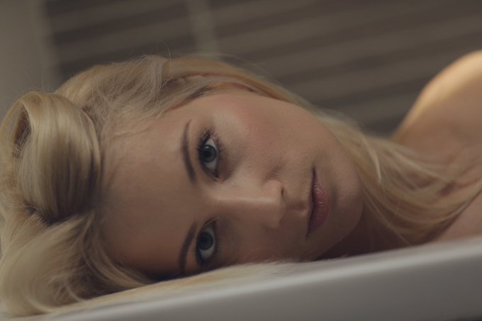 Mornin&rsquo; 🫦 https://t.co/G6GyPwRluV<a href="/tag/brillbabes"class="tags"><span>#brillbabes</span></a><a href="/tag/mallorka"class="tags"><span>#mallorka</span></a>