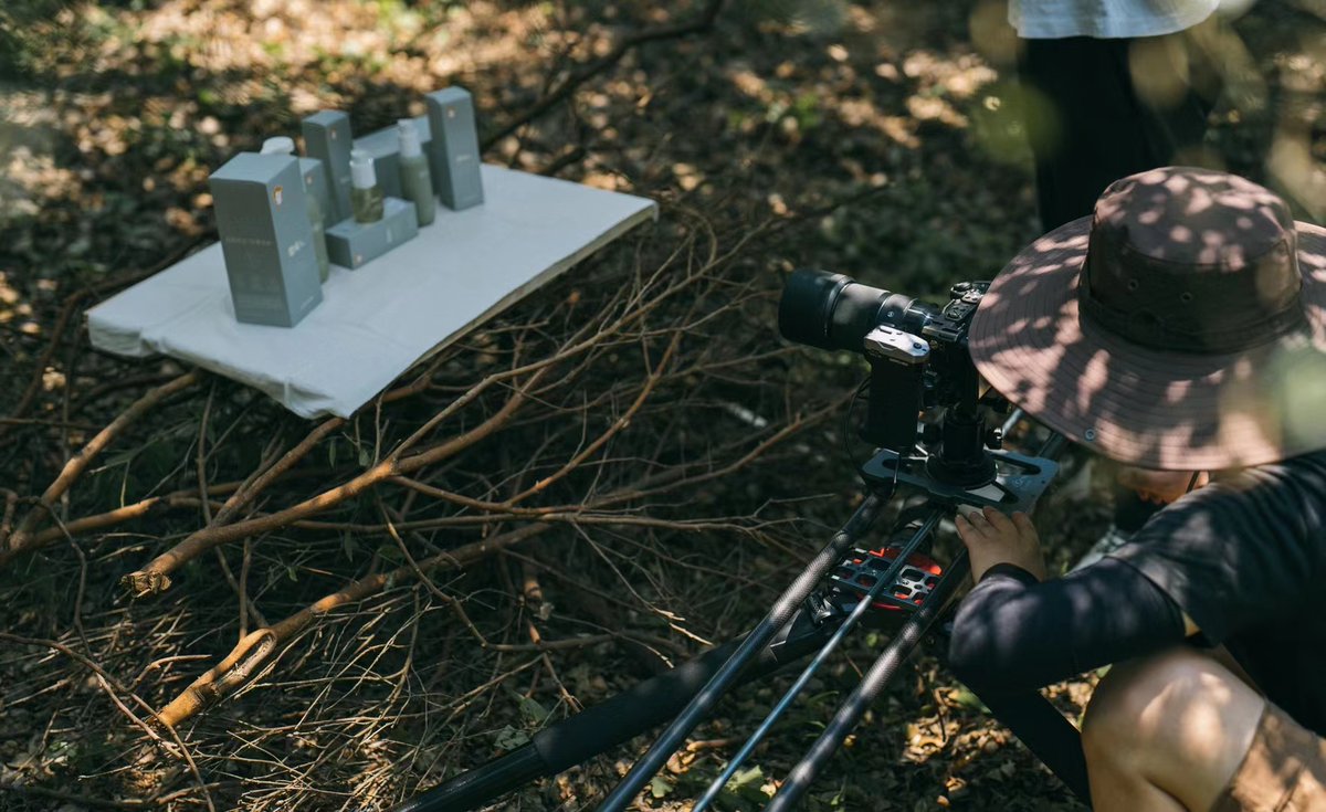 Andycinegear's tweet image. Andycine Universal Battery Handle Grip for Camera with Power Bank DC and USB-A output

Andycine: andycine.com/andycine-unive…

Aliexpress: aliexpress.com/item/100500382…

B&amp;amp;H: bhphotovideo.com/c/product/1688…

#andycine #camera #cameracage #handle #mobilepower #camerarig #gripbattery #camerapower