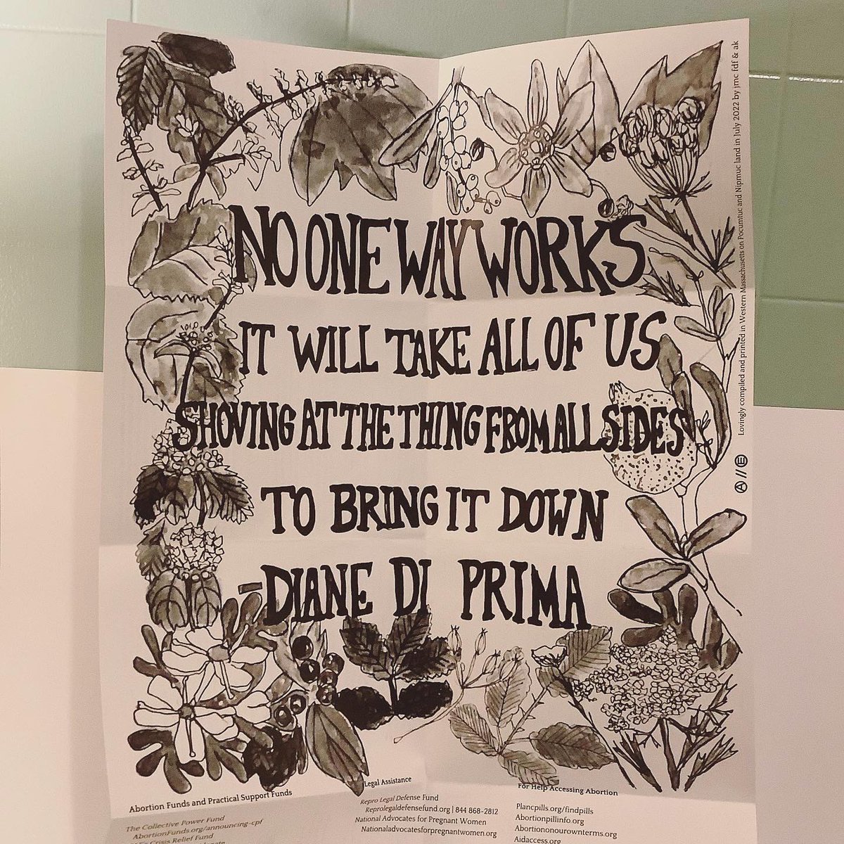 juliamcallahan's tweet photo. sliding scale of $0 - $5 for this zine on abortion criminalization and some paths forward. DM me for  details!  but also please let me know if you know of any bookstores/shops that might be willing to sell some 🙇‍♀️ or of any zine libraries interested in a free copy 😎 https://t.co/cI5gDkAZyJ