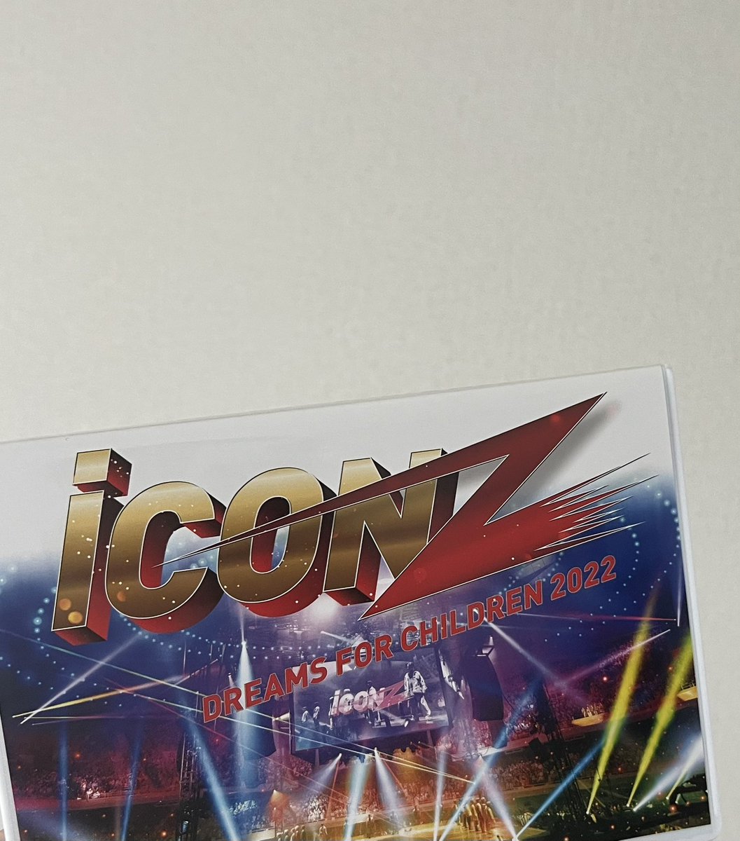 l2___ldh's tweet photo. やっと届いたああ!!!
鑑賞会して余韻ひたりまくろっっ❤️🔥
#iCOZ
#iconzファンさんと繋がりたい
#LILLEAGUE
#KIDMATIC
#CROONERS https://t.co/t2SaKsR6Yt