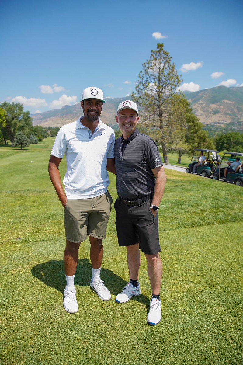 SpencerJCox's tweet photo. If I had to pick one person to represent Utah to the rest of the world, it would be @tonyfinaugolf. He is humble, thoughtful, and always puts others first. He’s the back-to-back champ and somehow a better person than golfer. Welcome home. https://t.co/AoNoTPI3JK