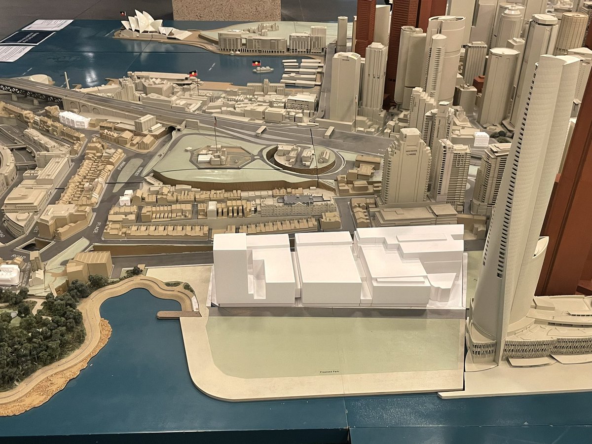 PhilipThalis's tweet photo. Look at clusterbomb of shocking overdevelopment, all on public land, all courtesy of @Dom_Perrottet &amp; co.
Barangaroo, Darling Harbour, Blackwattle Bay, Central Station &amp; now Nth Eveleigh.
@ChrisMinnsMP -high time you spoke up &amp; offered us a better city, based on public interest https://t.co/p2WIxa4bhe