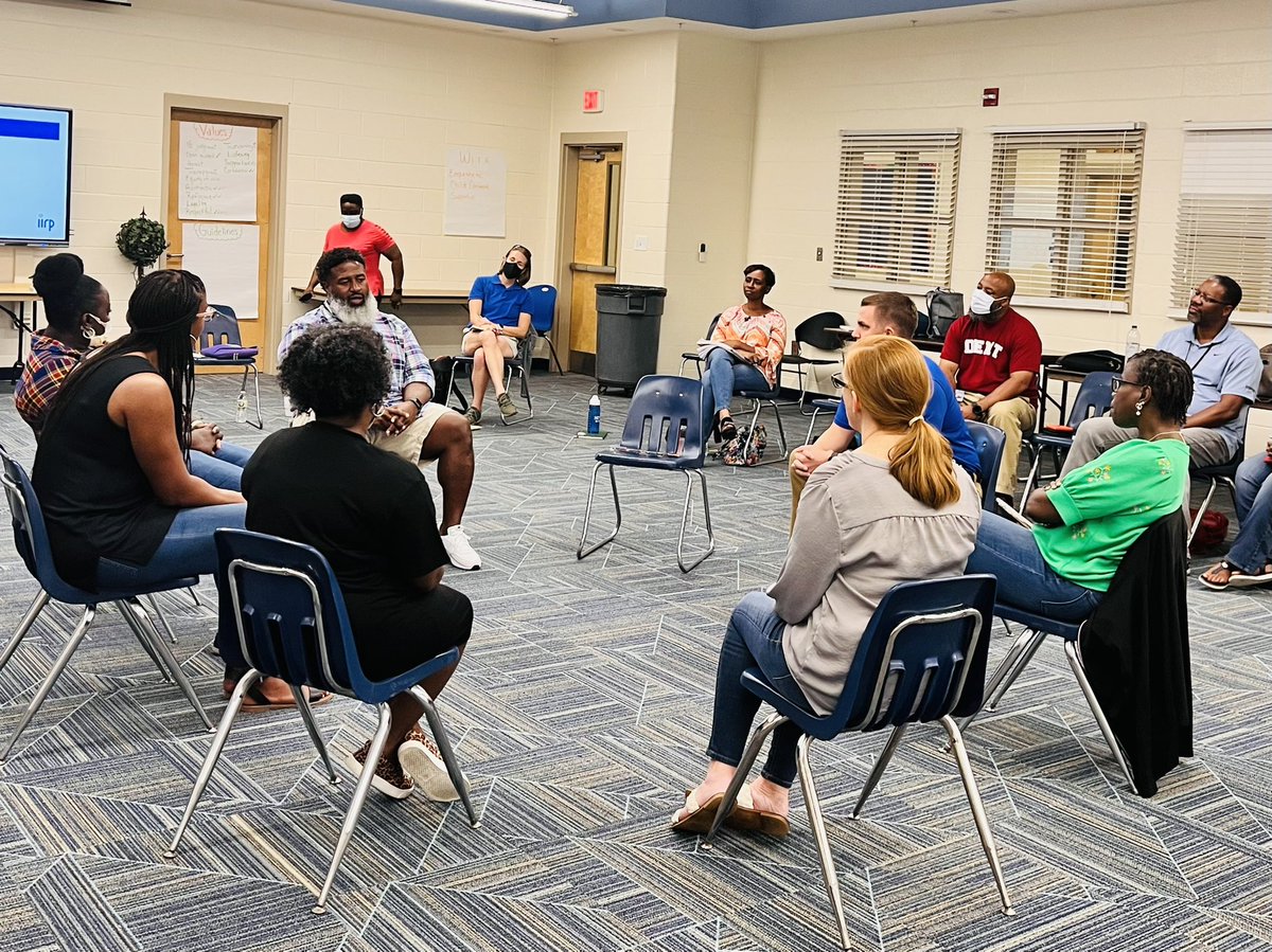 Dinah S. Taylor tweet media