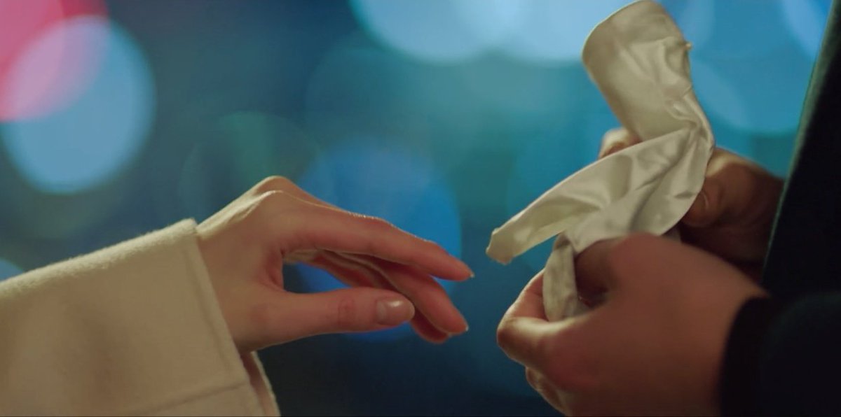 seomate_'s tweet photo. "💍👰♀️"
#Seohyun #Nainwoo #SOOBI
#JinxedAtFirst #징크스의연인 #JinxedAtFirstEP15 https://t.co/38YyRQepTh