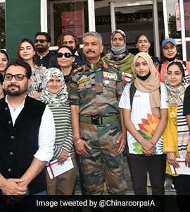 Dheeren39151367's tweet photo. #NayaKashmir
#KhushnumaKashmir
#3SaalBemisaal
#KashmirTabSeAbTak
#TirangaAtLalChowk
#Article370
#NormalcylnKupwara
#JoshilaJahaan https://t.co/cuETzvVPye