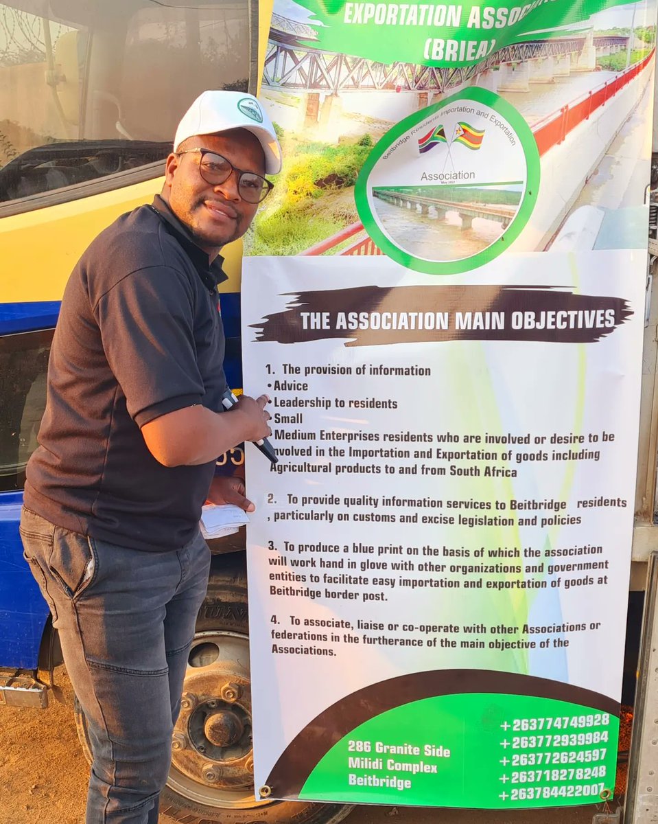 LloydMungoni's tweet photo. The Edutainer OnSet🎙
Consumer Education and Awareness. 03/08/22. Around Beitbridge Town hosted by: Consumer Council of Zimbabwe and Beitbridge Residents Importation and Exportation Association (BRIEA)
Powered by OnPoint Media 
#YourMessenger #YourMC ##Humanitarianwork https://t.co/cHPLj9DxGD